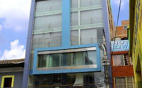 Hotel Torre De Cristal